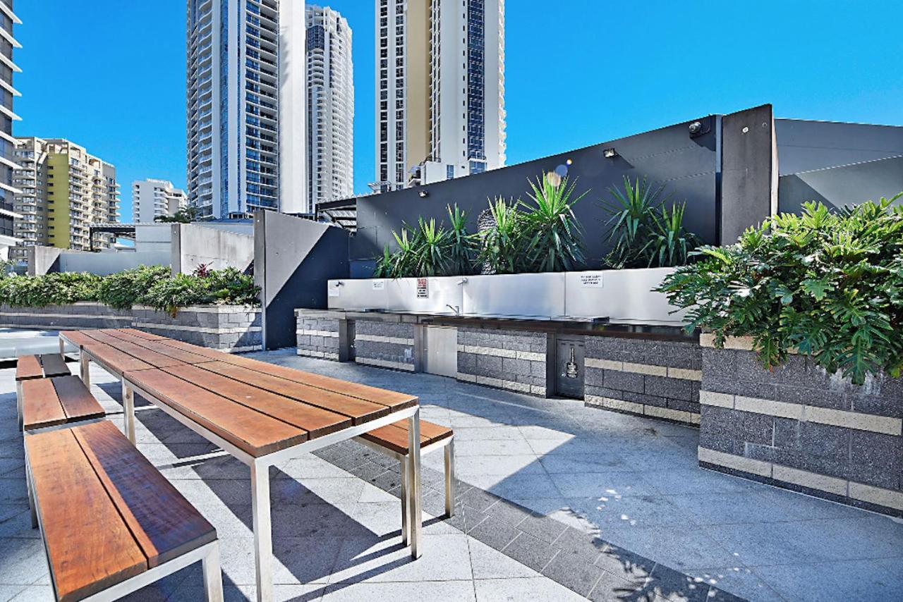 Circle On Cavill Surfers Paradise Apartments-Holiday Paradise Gold Coast Exterior photo