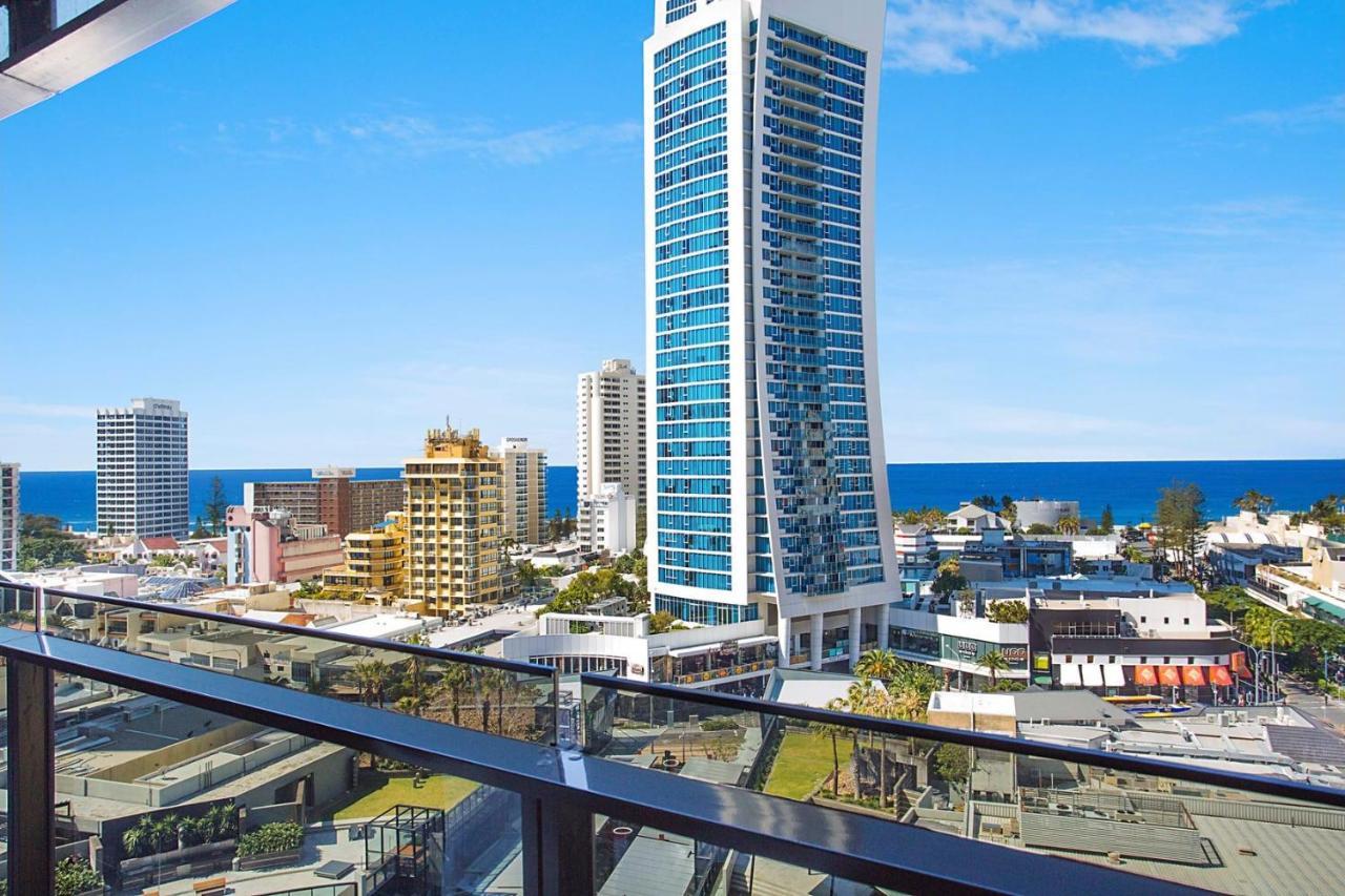 Circle On Cavill Surfers Paradise Apartments-Holiday Paradise Gold Coast Room photo