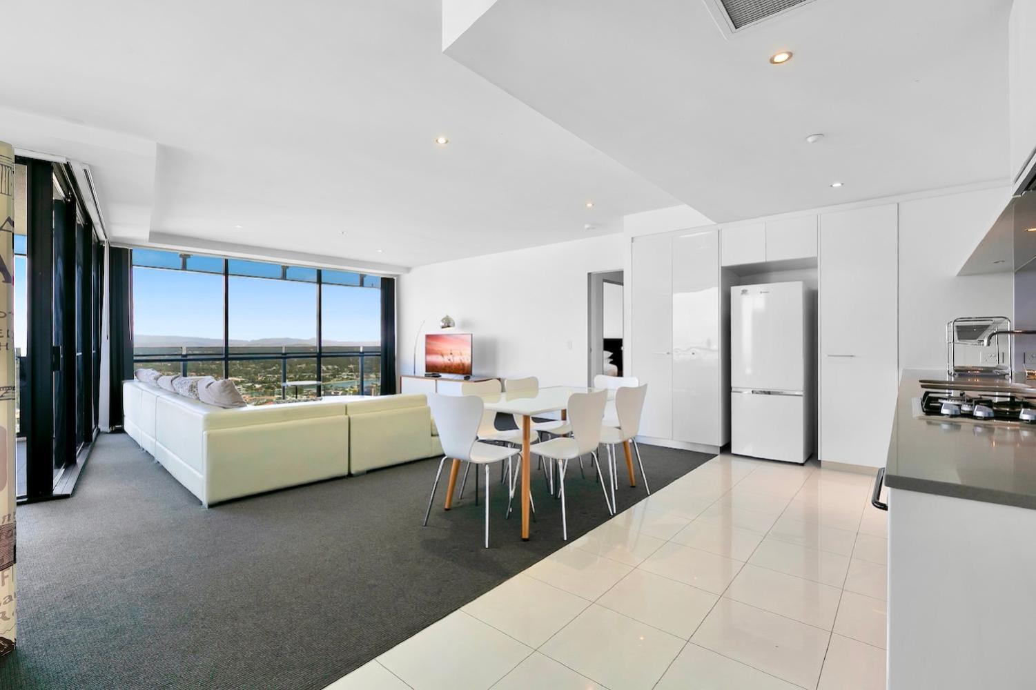 Circle On Cavill Surfers Paradise Apartments-Holiday Paradise Gold Coast Room photo