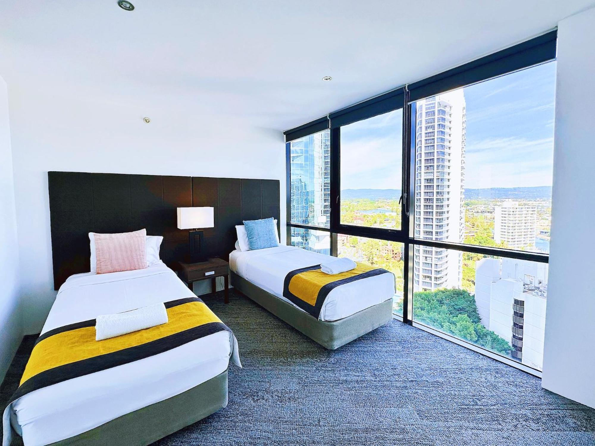 Circle On Cavill Surfers Paradise Apartments-Holiday Paradise Gold Coast Room photo